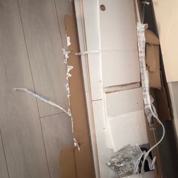 Kzy Mobilya'nın Kırık Dolabı İçin Hızlı Tam İade Talebi