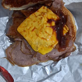 Arby’s Ve Yemeksepeti Hatalı Sipariş Ve İletişimsizlik Nedeniyle Tam İade Talebi