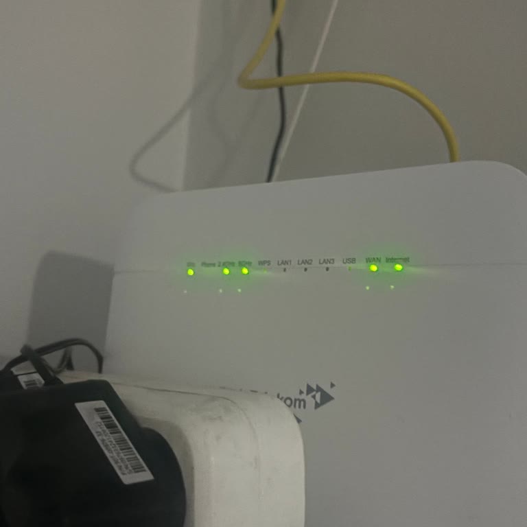 Bir Aylık İnternet Kesintisi Ve Müşteri Hizmetlerine Ulaşılamaması