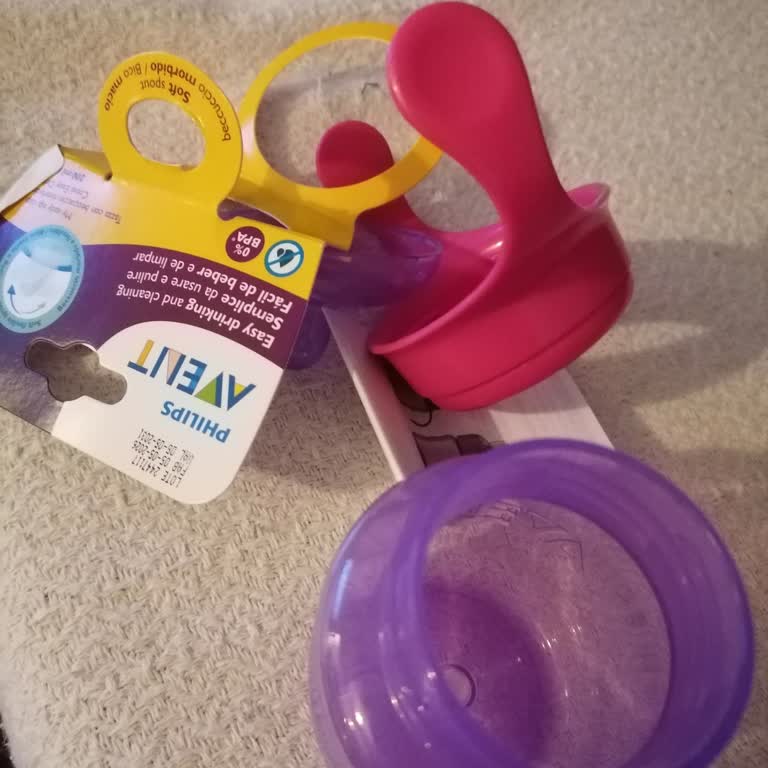 Philips Avent Bardağında Silikon Uç Eksik