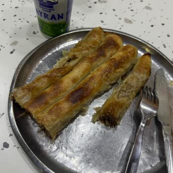 Ücretine Uymayan Kalitesiz Yemek Ve Kaba Otel Hizmeti