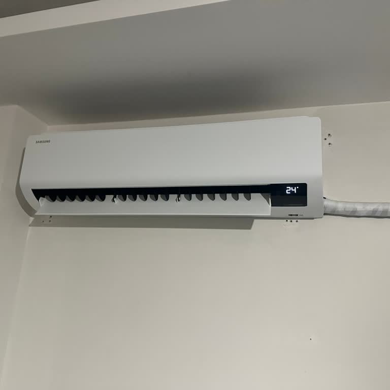 Kırık Kumanda Ve Cevapsız Servis Nedeniyle Klimamız Kullanılamıyor
