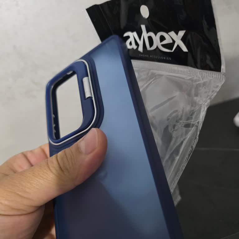 Instagram Reklamı İle Metal Kılıf Vaadi Verildi, Plastik Kılıf Teslim Alındı