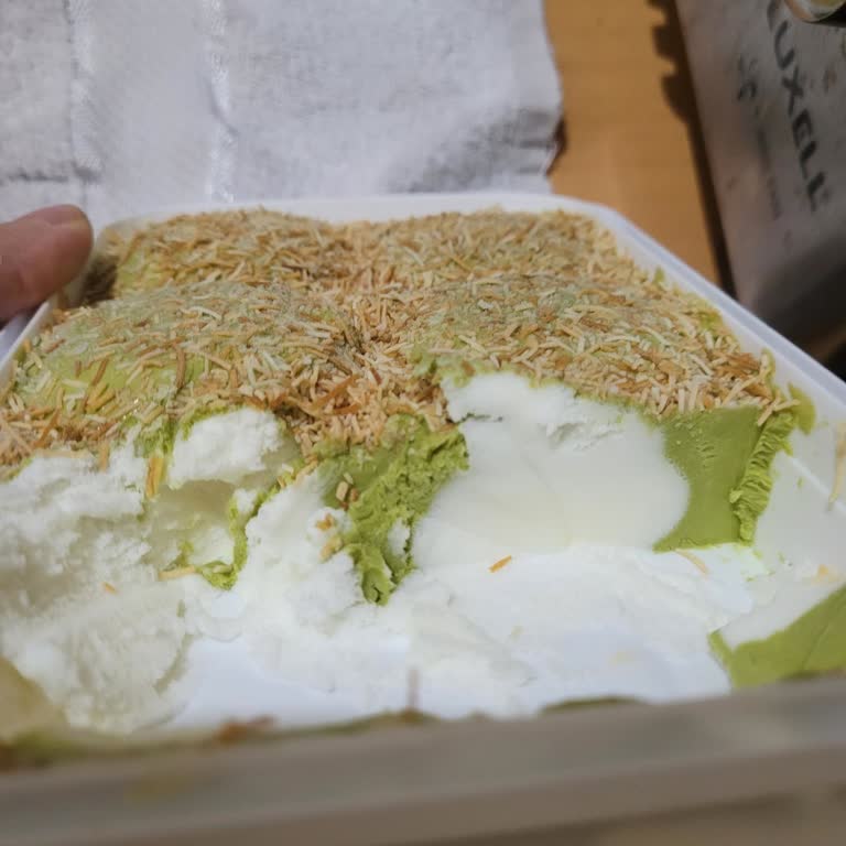 Yanıltıcı Görsel Ve Teslim Edilen Dondurma Farklı