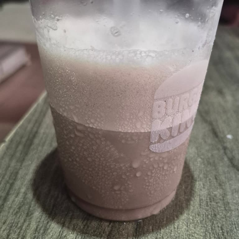 Kamiloba Şubesinde Bozuk Milkshake Ve Düşük Hizmet Kalitesi