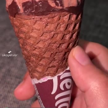 Cornetto Bayat Dondurma