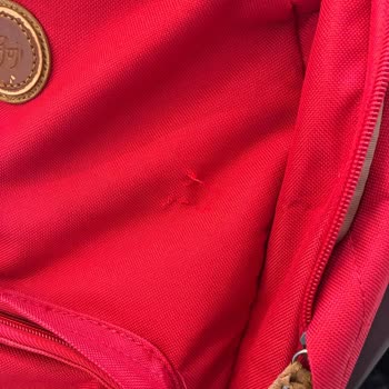 Metrogarden AVM Xr Güvenlik Cihazı Çantamı Ve Kuruma Ait Laptopu Yıktı, Sorumluluk Reddi