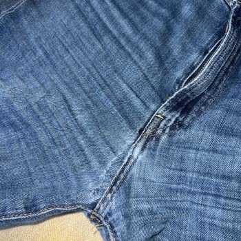 Levi’s Jean Pantolonunda Dikiş Yerlerinden Yırtık Ve Hızlı Bozulma