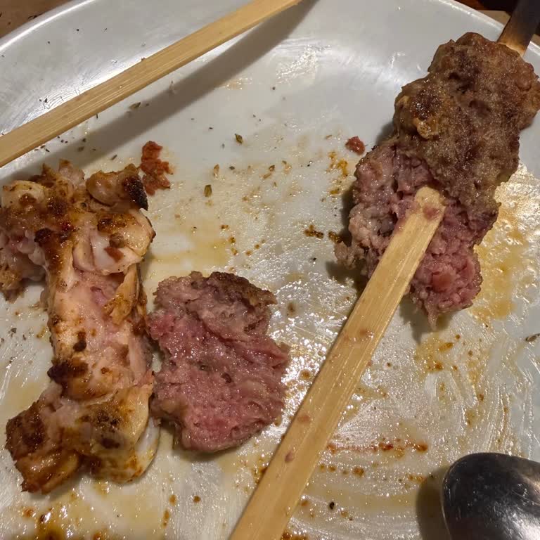 Fethiye Karacabey Et Restoranında Aşırı Ücret Ve Çiğ Et Servisi