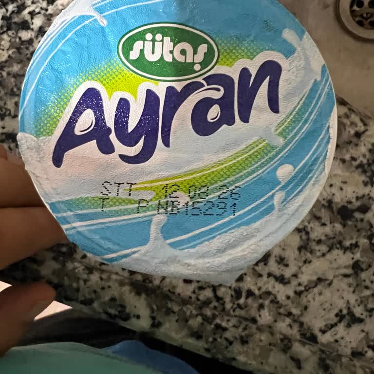 Yemeksepeti'nden Gelen Ayranın Tarihi Geçmiş Olması Hamile Kadının Sağlığını Tehlikeye Attı