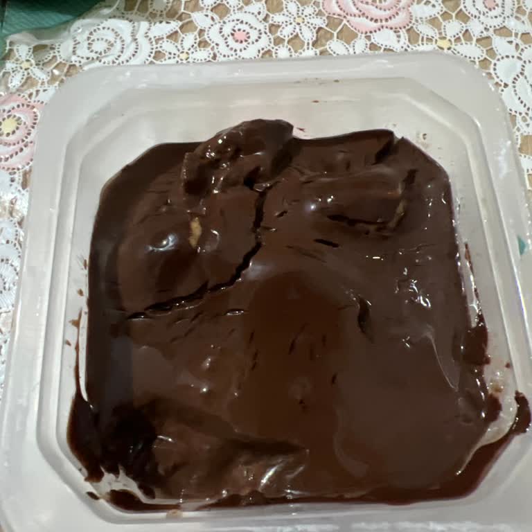 Bozulmuş Profiterol Satışı Çocuk Sağlığını Tehlikeye Atıyor
