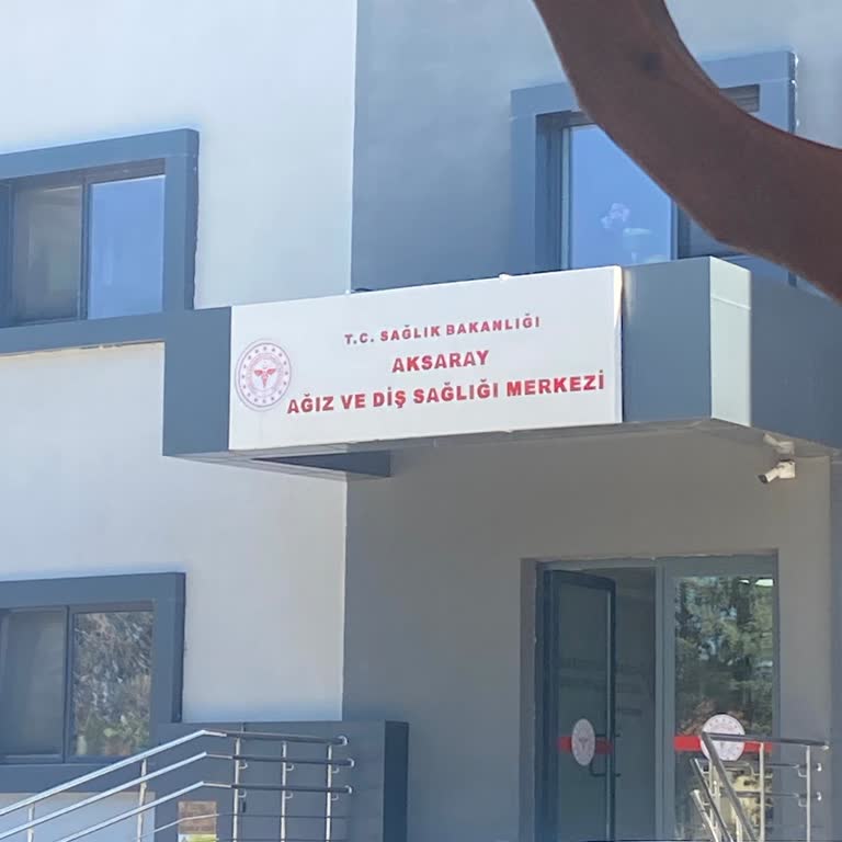 Aksaray Ağız Ve Diş Sağlığı Merkezinde Üç Dakikalık Gecikme Nedeniyle Muayene Reddine Şikayet