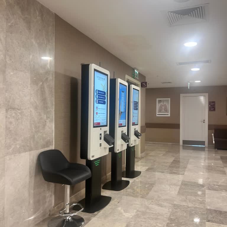 Bahçelievler Medical Park Hastanesi'nde Randevu Alma Sırasında Personel İlgisizliği Ve Ayrımcılık