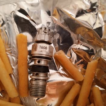 Ülker Krakerinden Çıkan Metal Parça Sağlık Endişesi Yarattı
