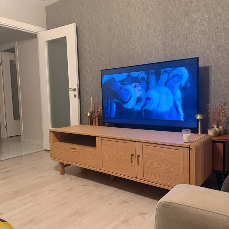 Torium AVM Doğtaş Mağazasında Kırık Ve Yanlış Kurulumlu TV Ünitesi Şikayeti