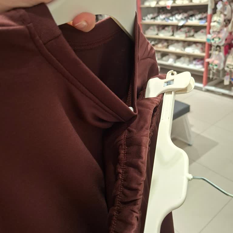 Mardin Mall AVM LCW Çocuk Bölümünde Çipli Ürün Deneme Talebini Reddeden Çalışan