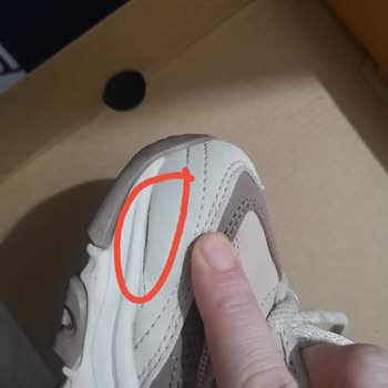 Skechers Ayakkabılarında Erken Yırtılma Ve Şirketin Umursamaz Tutumu