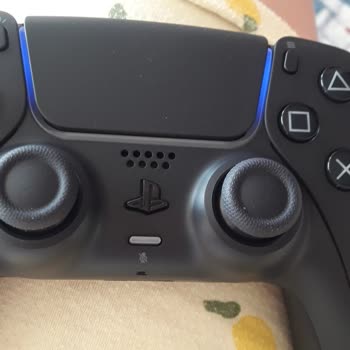 Media Markt’tan Kablolu PS5 Kontrolcü İçeriği Eksik Ve Fatura Gönderilmedi