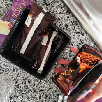 Şok Marketler Eksik Dondurma Paketi Güvenimizi Sarsıyor