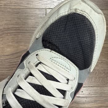 In Street Mağazasında Satın Alınan Puma Ayakkabısının File Yırtılması Garanti Kapsamında Reddedildi