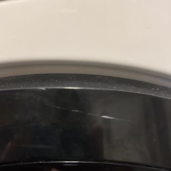 Vestel Kurutma Makinesindeki Sürekli Nemli Çamaşırları Ve Haksız Ücretleri
