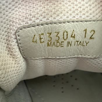 Beymen’in Ayıplı Sneaker Şikayetinde Yasal Sorumluluğu Reddetmesi Ve İlgisiz Yaklaşımı