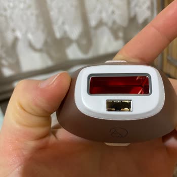 Media Markt'tan Aldığım IPL Cihazının Başlıkları Sürekli Çatlıyor Ve Ücret İadesi Talep Ediyorum
