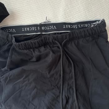 Yıkanan Pijama Şortu Bel Lastiği Yırtıldı, Victoria’s Secret İade Reddetti