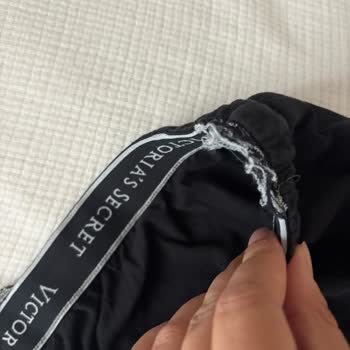 Yıkanan Pijama Şortu Bel Lastiği Yırtıldı, Victoria’s Secret İade Reddetti