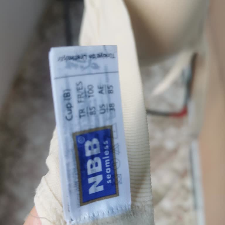 NBB Sütyenindeki Kimyasal Koku Nedeniyle İade Ve İnceleme Talebi