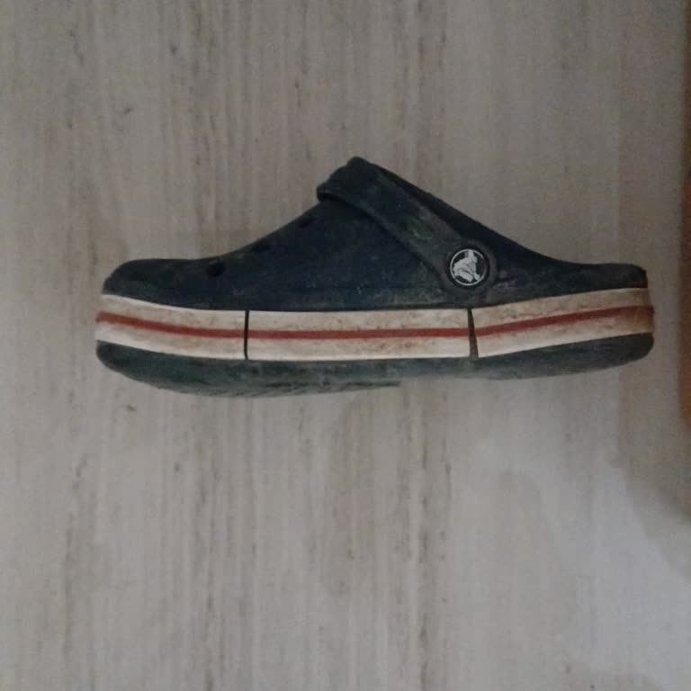 Çocuk Crocs Terlikte 1,5 Ayda Bant Yırtılması Ve İade Talebi