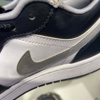 Kalitesiz Nike Jordan Ayakkabıda Erken Yırtılma Ve Boya Aşınması