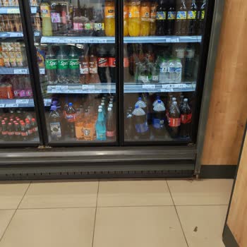 Boykotlu Ürünler Soğuk, Boykot Olmayanlar Sıcak Bekletiliyor