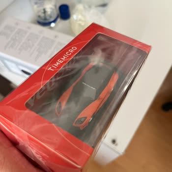 Dolap'ta Aynası Kırık Model Araç İçin İade Reddedildi, Satıcı Sorumluluğu Kabul Etmiyor