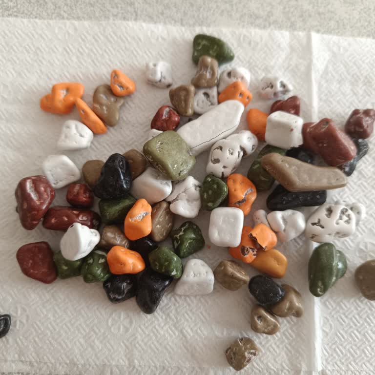 Yoğun Baharat Kokulu Ve Bayat Pasta Malzemeleri Şikayeti