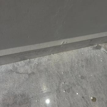 Superonline Kablo Değişimi Sonrası Apartmanda Temizlik Ve Hasar Sorunu