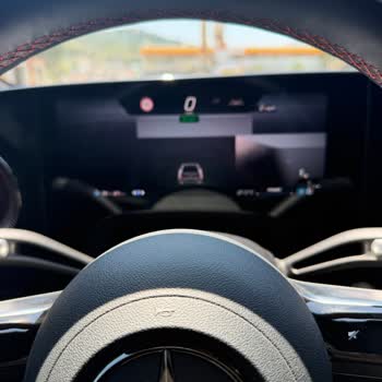 İade Talebi: Sıfır Kilometrede Sağ Tarafa Çekilen Ve Çeşitli Arızalar Yaşatan Mercedes-Benz