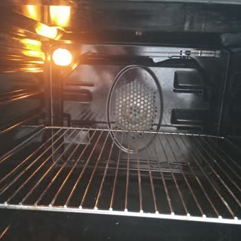Arçelik Fırını Isınmıyor, Servis Çözüm Sunamıyor Ve Garanti Süresi Bitti