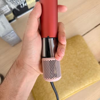 Dyson Saç Kurutma Makinesinin Serviste Hasar Görmesi Ve Tekrarlanan Onarım Sorunları