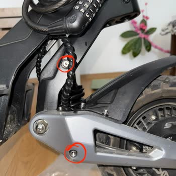 Onvo Rx4 Elektrikli Scooter’da Sürekli Amortisör Vidalarının Gevşemesi Ve Sözleşmeden Dönme Talebi