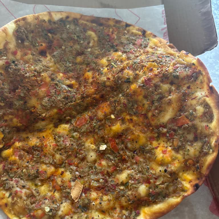 Afyon Şubesinde Lahmacun Siparişinde 2,5 Saatlik Gecikme Ve Eksik Servis