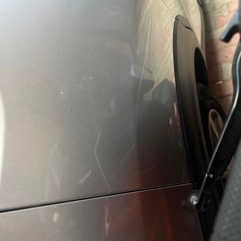 A101 Mağaza Personelinin Motosikletime Çarpması Ve Teslimat Görevlisinin Dikkatsiz Müdahalesi