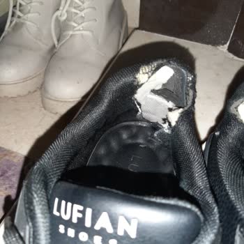 Kısa Sürede Yırtılan Lufian Sneaker Topuk Astarı, Değişim Talebi