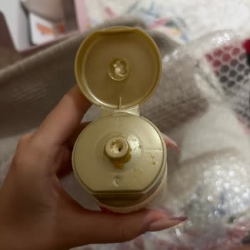 Bath & Body Works Charges Shipping Fee for Returning Defective Tester Item