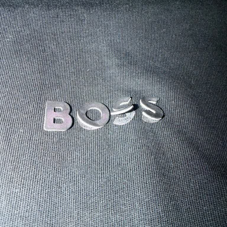 Boss Store Antalya Terracity Refuses Inspection for Defective Letter-Peeling T-Shirt