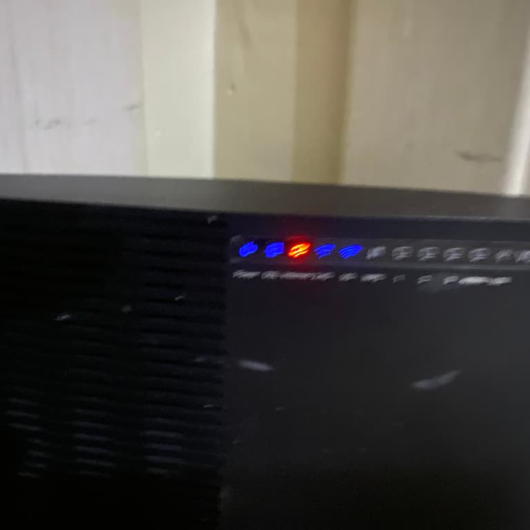 İnternet Ve Uydu Kurulumunun Gelmemesi Ve Müşteri Hizmetlerinden Yanıt Alınamaması