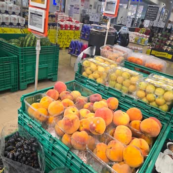 Migros Manav Reyonunda Küflü Ve Bozulmuş Meyvelerin Satışı Tüketici Sağlığını Tehlikeye Atıyor