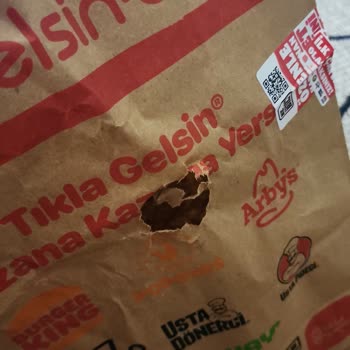 Arby's Siparişinde Açılmış Ve Yenmiş Patatesler Hijyen İhlali Olarak Bildirildi
