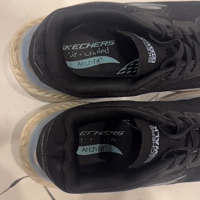 Skechers Ayakkabısının Eğilmeden Giyilebilme Özelliği Çabuk Bozuldu, Değişim Reddedildi