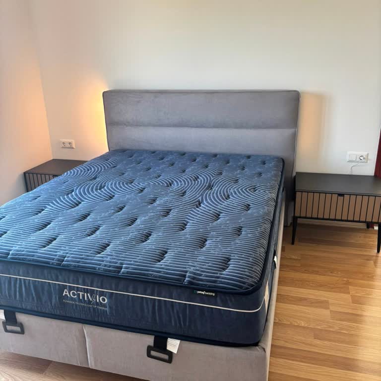 Vizon Renk Yatak Başlığı Ve Baza Açık Gri Geldi, Hemen Değişim İstiyorum